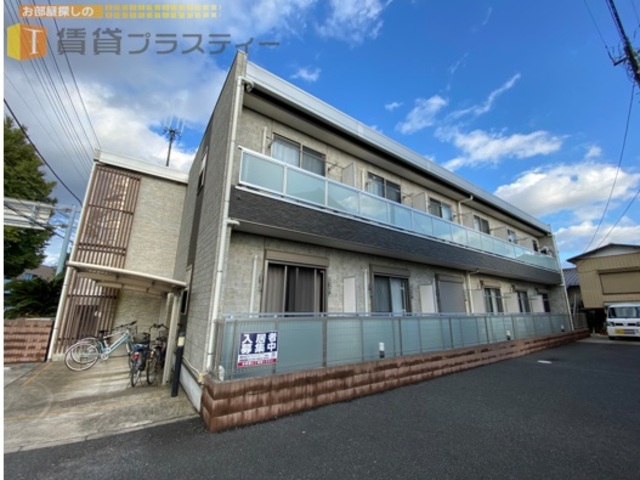 建物外観　駅からトコトコと、ここにもリブリシリーズ見つけました。