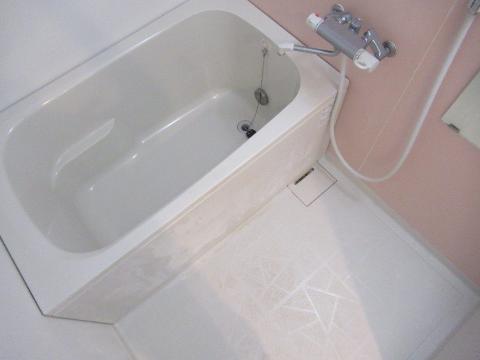 バス・シャワールーム　バス