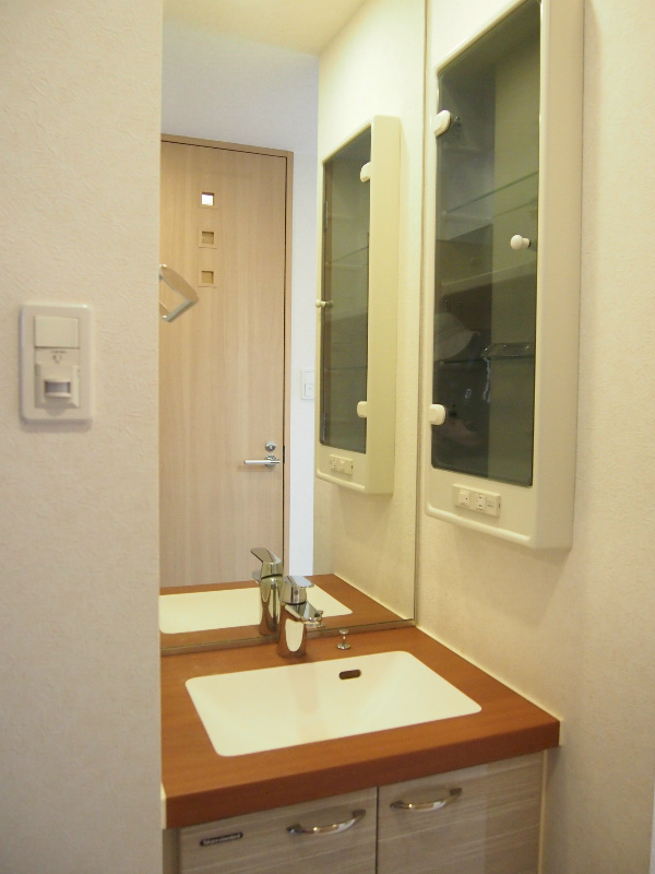 洗面設備　独立洗面台