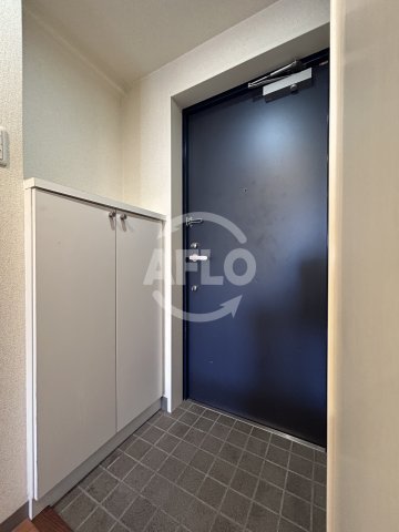 玄関　マインズ・コム新北野　玄関