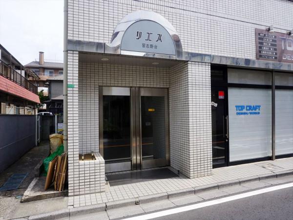 エントランス　エントランス