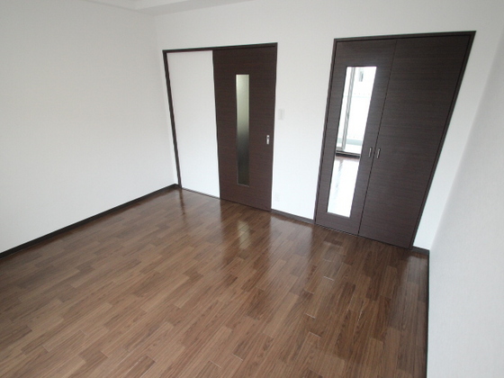 居室・リビング　※別部屋の写真です