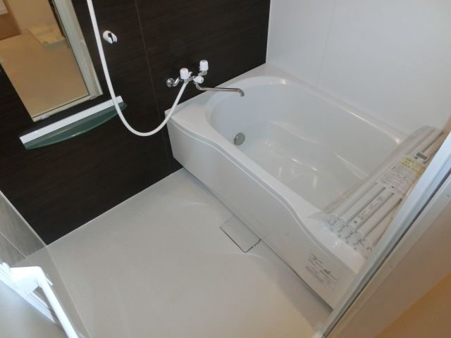 バス・シャワールーム　バスルーム