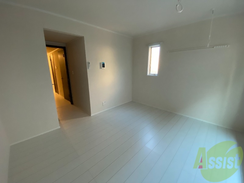 居室・リビング　７．７帖の洋室になります。伸び伸び出来そうですね。