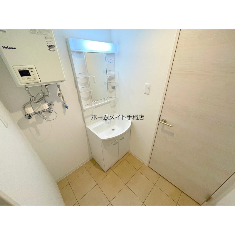 洗面設備　シャンプードレッサーで便利です♪