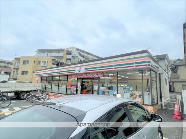 コンビニ　セブンイレブン（コンビニ）まで572m