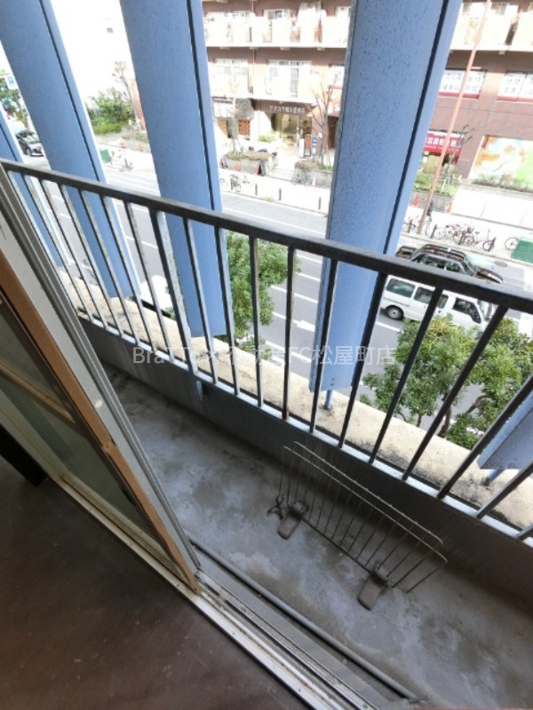 バルコニー　バルコニー