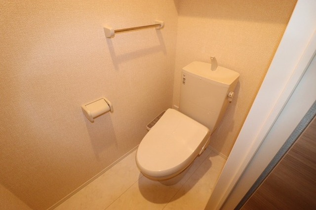 トイレ　トイレ　温水洗浄暖房便座