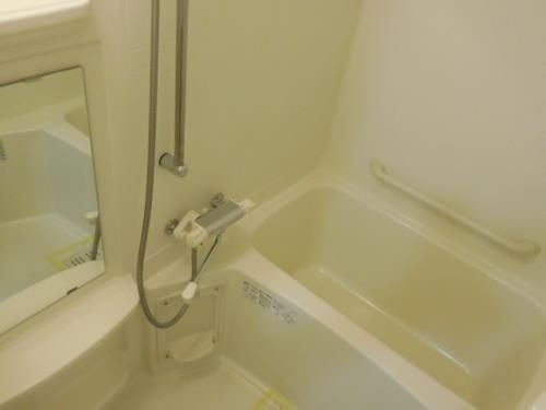 バス・シャワールーム　※別部屋の参考写真です。