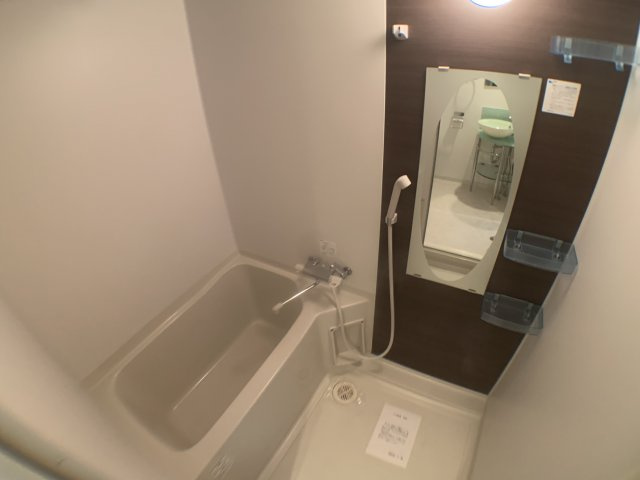 バス・シャワールーム　落ち着く空間のバスルーム♪