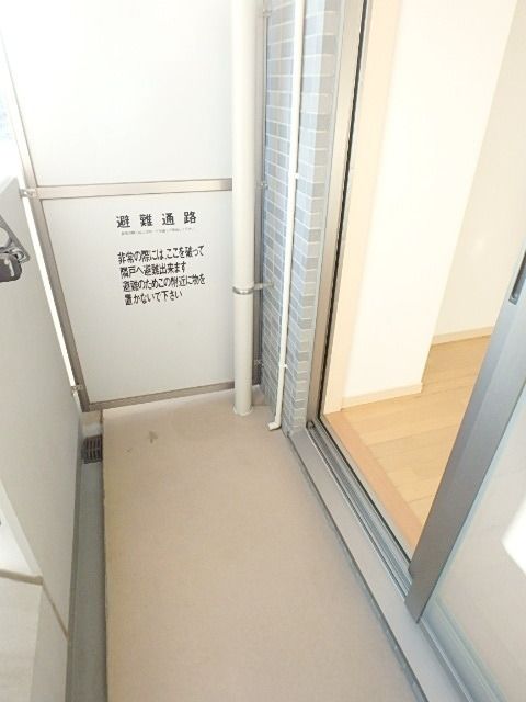 バルコニー　バルコニー