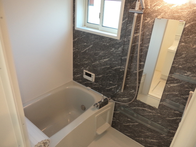 バス・シャワールーム　１０７バスルーム