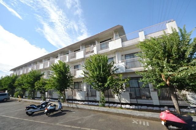 建物外観　★南向き日当たり良好★