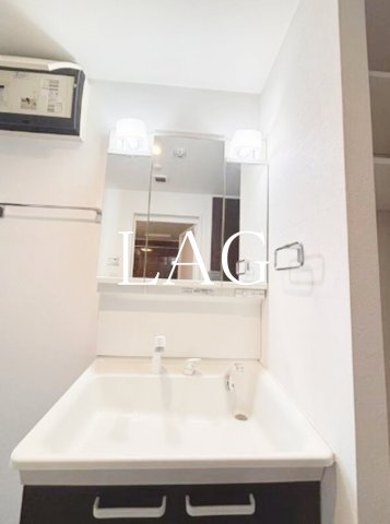 洗面設備　独立洗面台です。