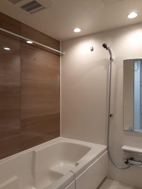 バス・シャワールーム　お風呂で日々の疲れを落としましょう