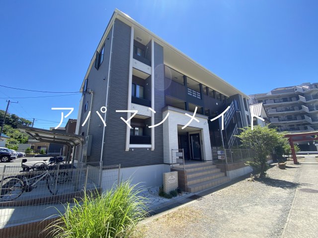 建物外観　落ち着いた雰囲気の外観です