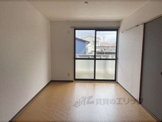 居室・リビング　居室