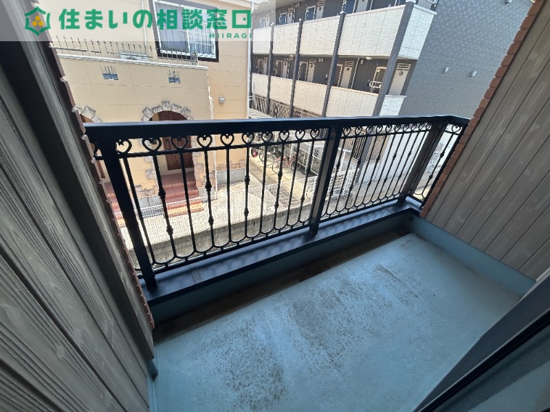 バルコニー　同型