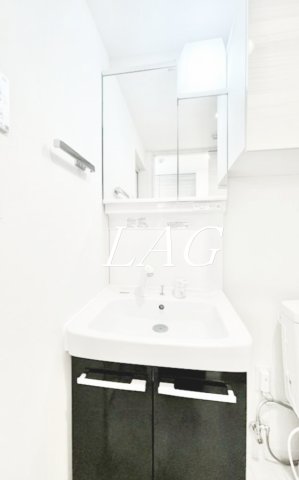 洗面設備　独立洗面台です。