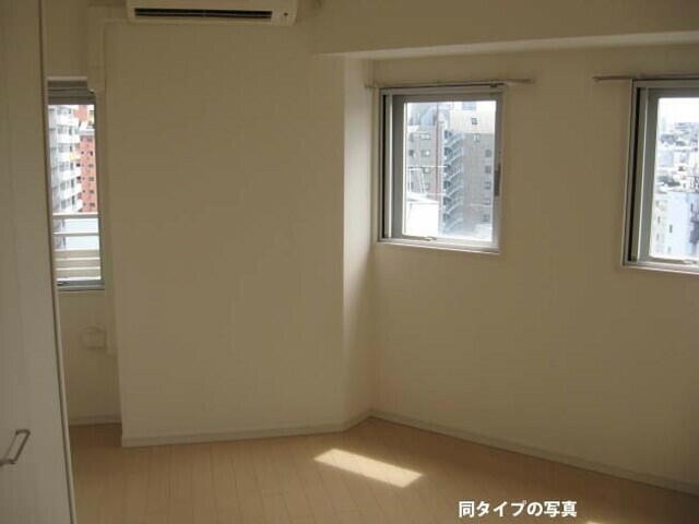 居室・リビング　同仕様タイプ