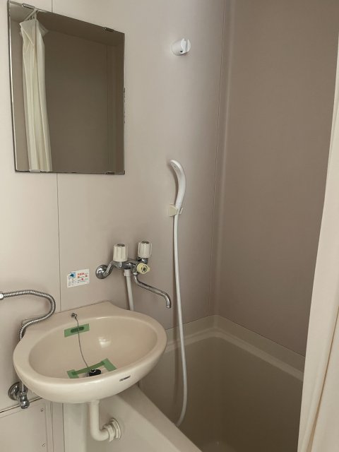 バス・シャワールーム　別号室の写真です