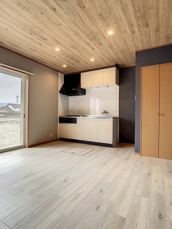 居室・リビング　退去前、現況優先