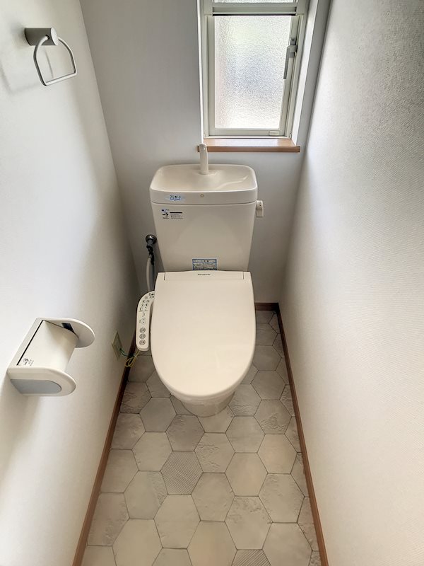 トイレ　退去前、現況優先