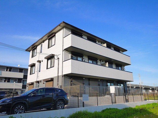 建物外観　建物外観を気になさる方へ、見た目の良い物件です