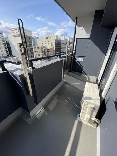 バルコニー　バルコニー