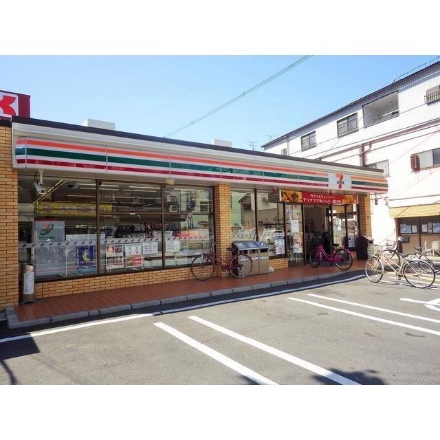 コンビニ　セブンイレブン大阪安立３丁目店（コンビニ）まで432m