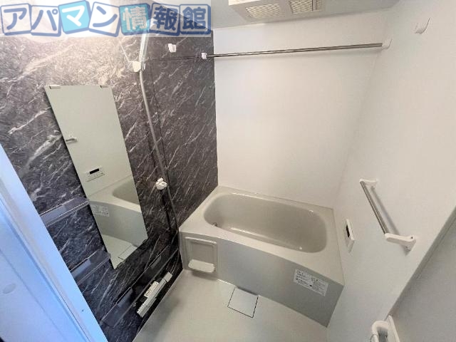 バス・シャワールーム　バス（イメージ）