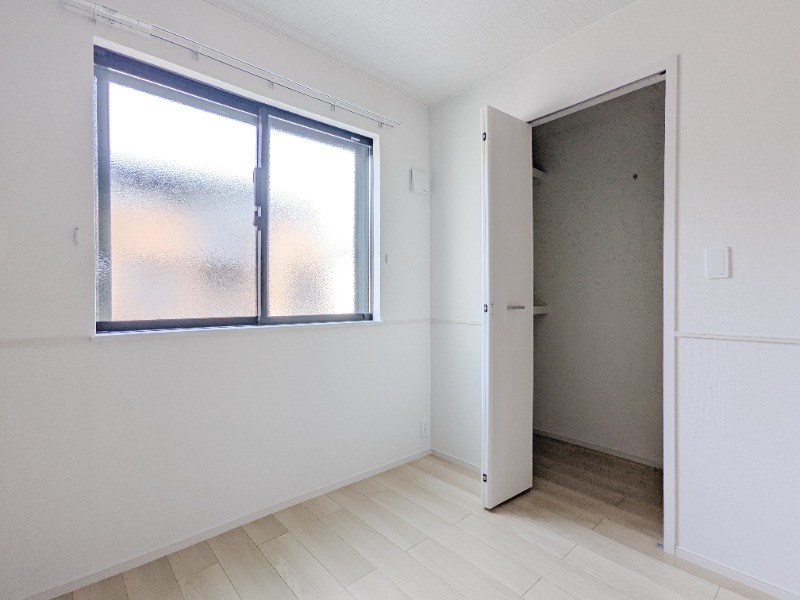 収納　図面と現状に相違がある場合には現状を優先