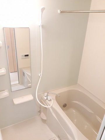 バス・シャワールーム　お風呂で日々の疲れを落としましょう