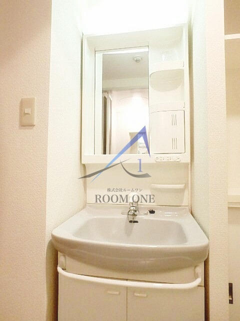 洗面設備　洗面台です。
