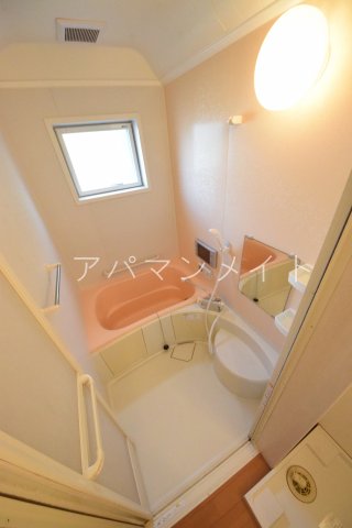 バス・シャワールーム　きれいなお風呂です