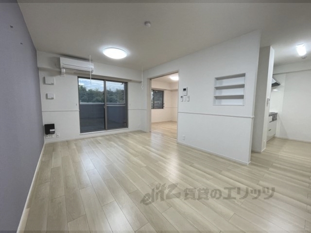 居室・リビング　リビング