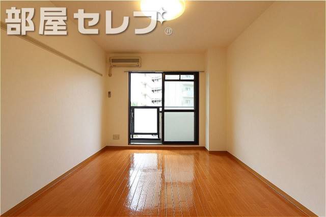 居室・リビング　他号室の写真です。