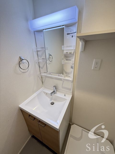 洗面設備　同仕様