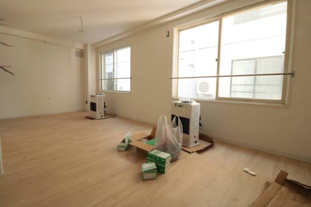 居室・リビング　日当たり良好♪