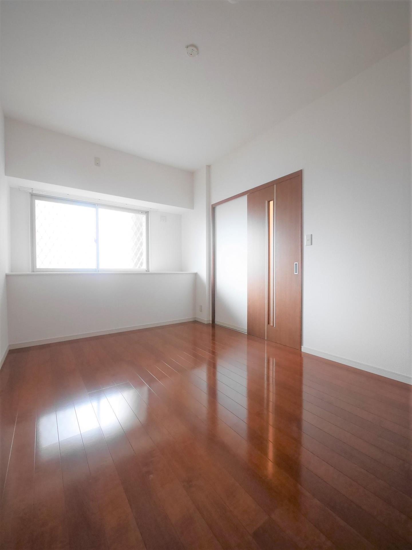 その他設備　備え付けのＴＶボード有り！