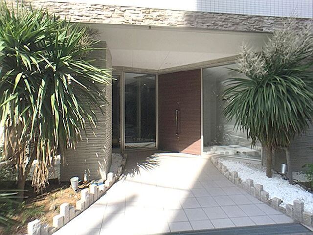 エントランス　エントランス