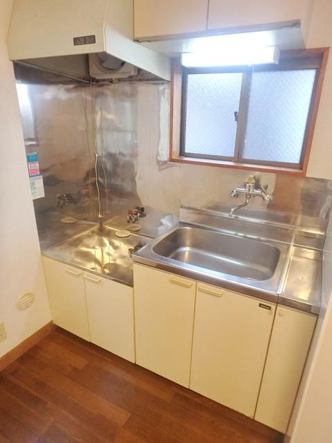 キッチン　♪窓の付いた明るいキッチン♪