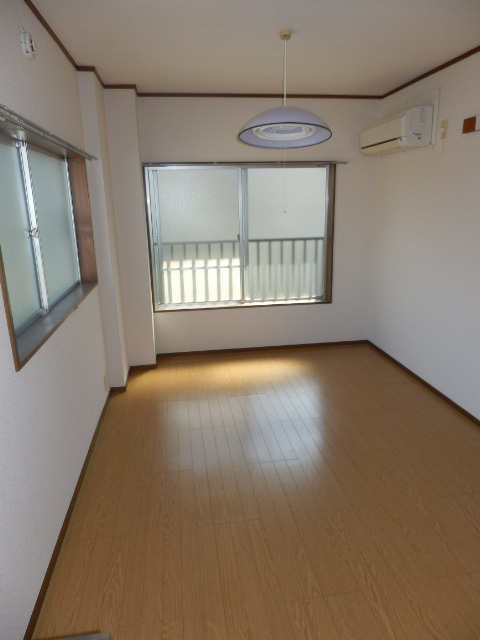 その他部屋・スペース　南向きの洋室