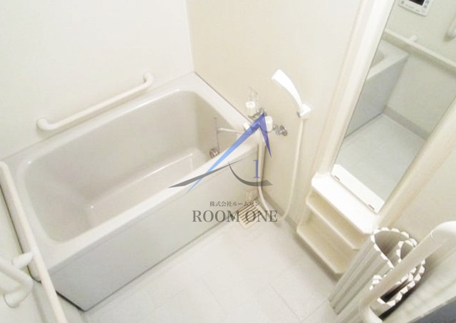 バス・シャワールーム　お風呂です。