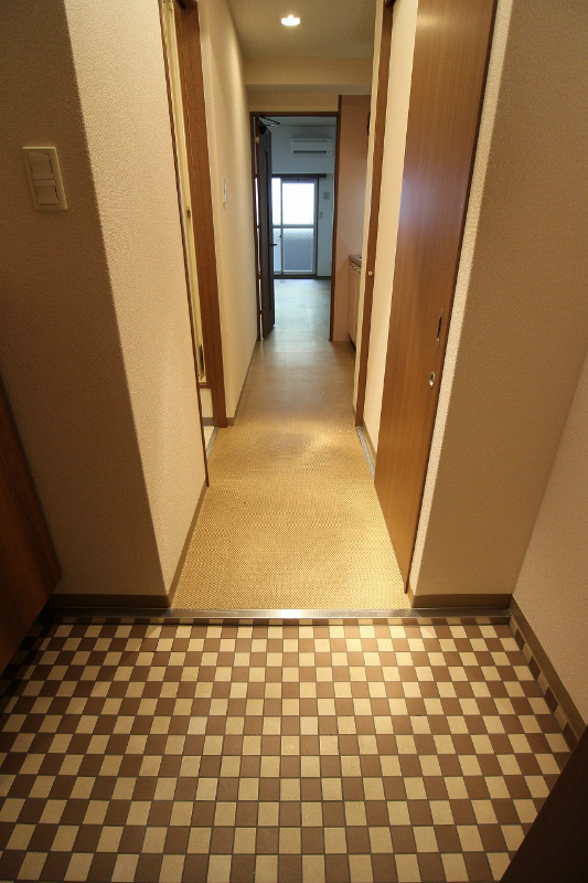 玄関　明るい玄関