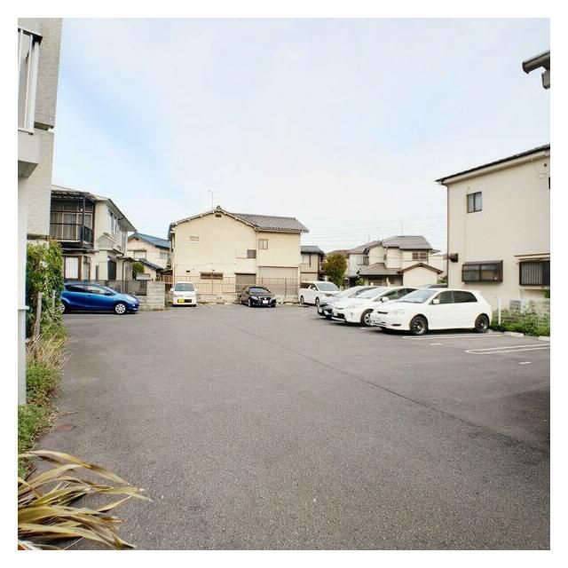 駐車場　敷地内駐車場あります★（要空き確認）