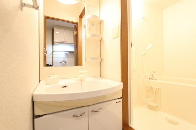 洗面設備　同仕様