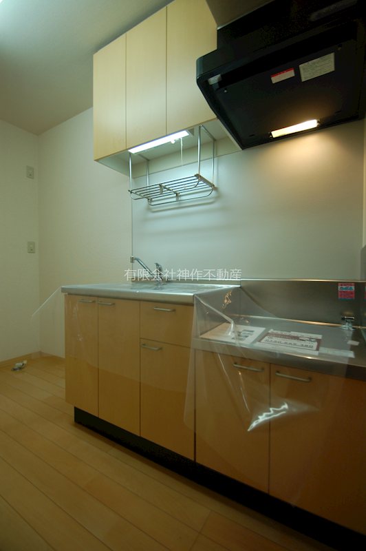 キッチン　※同一間取り(103号室）となります