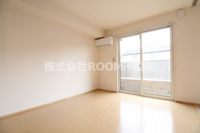 居室・リビング　ゆったりとした居間です