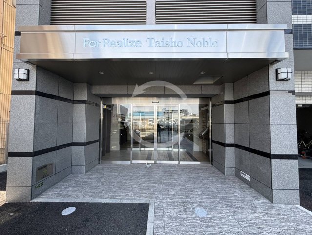 エントランス　フォーリアライズ大正ノーブル　エントランス